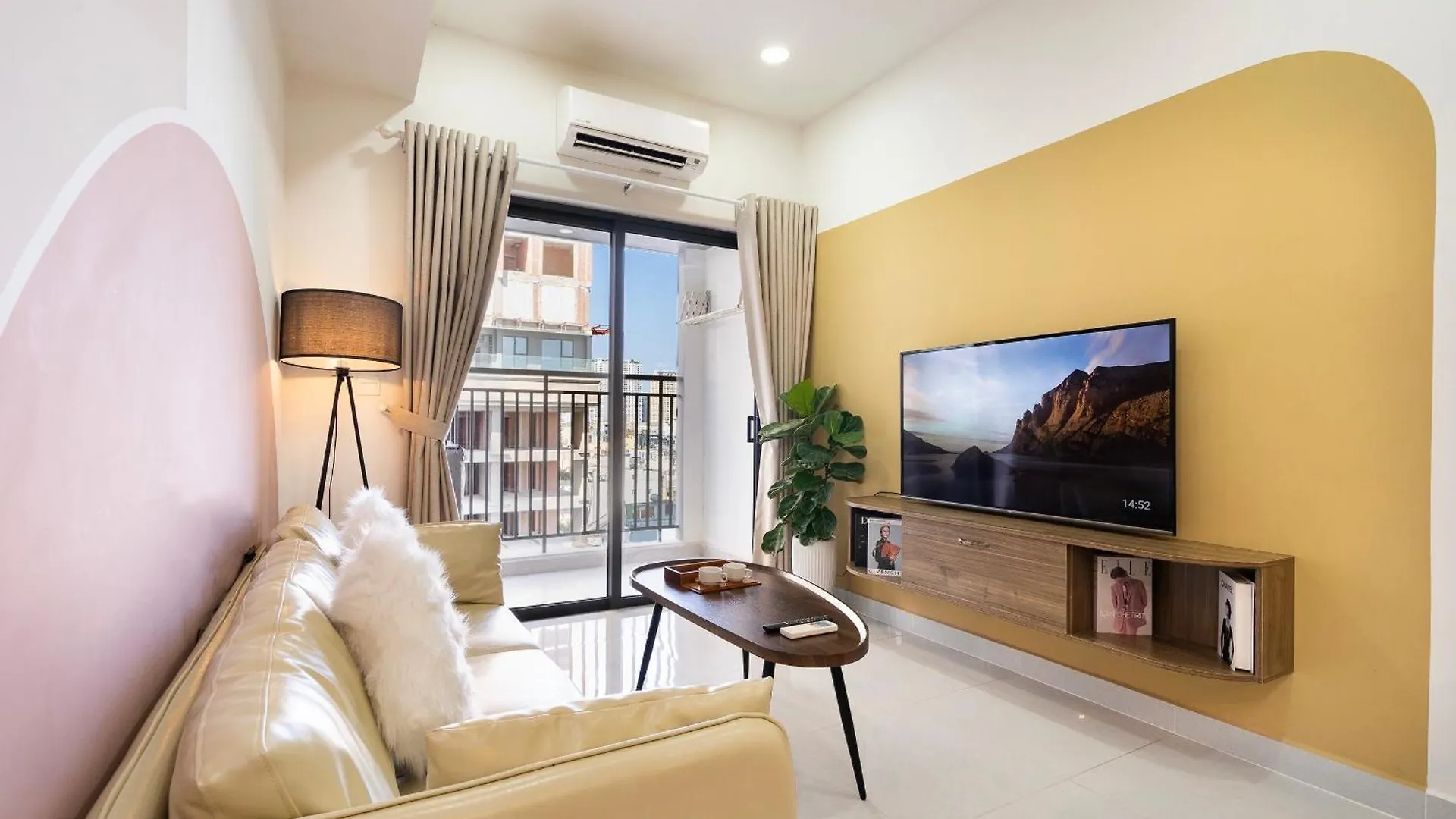 Unstay-089 At Soho Residence D1 Saigon Ho Chi Minh City