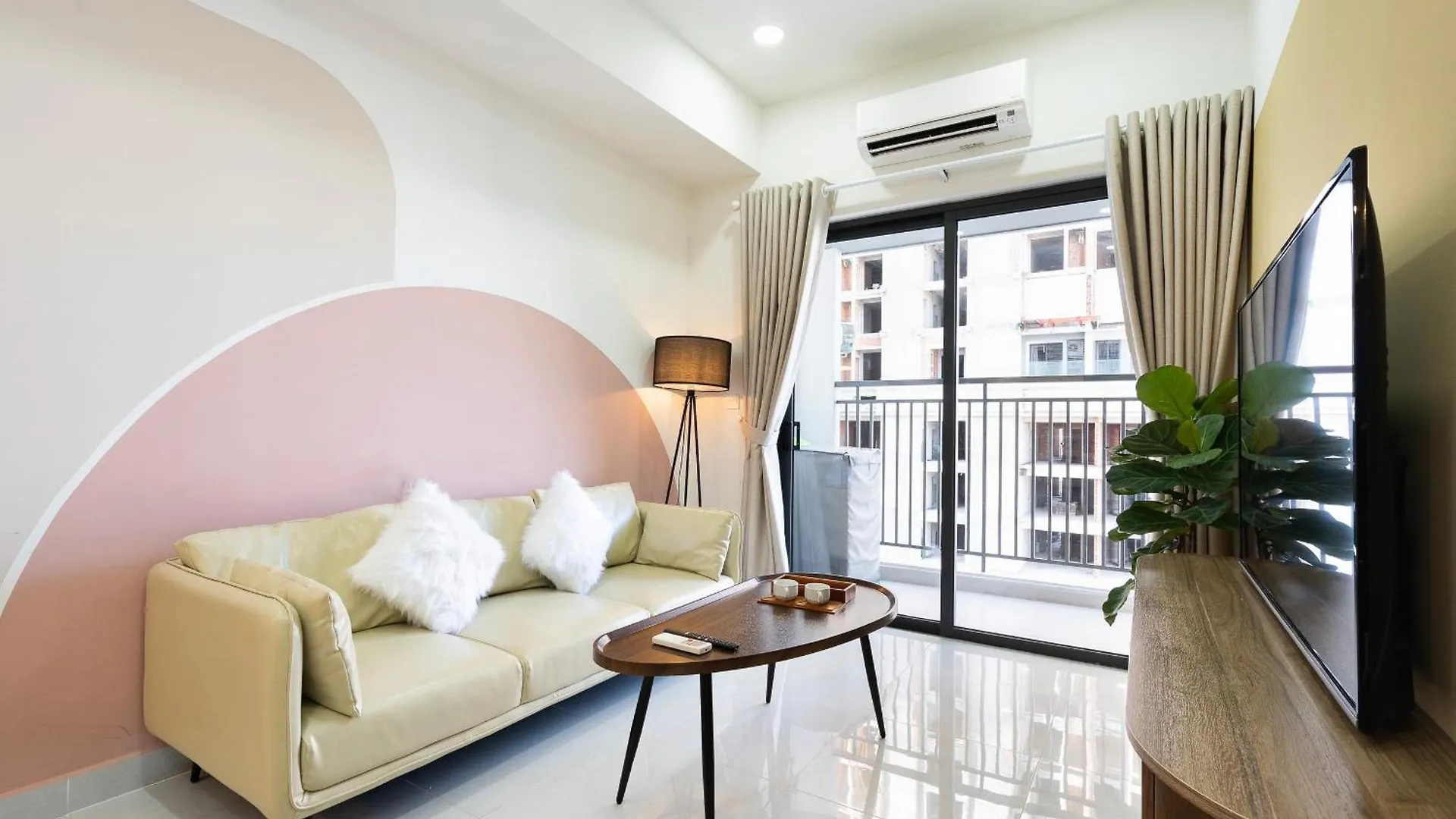 Unstay-089 At Soho Residence D1 Saigon Ho Chi Minh City 0*,  Vietnam