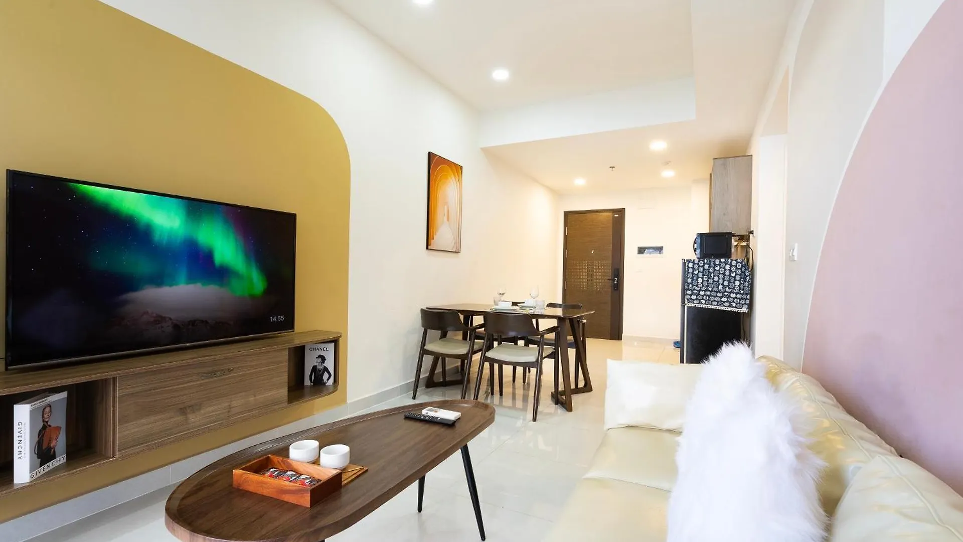 Unstay-089 At Soho Residence D1 Saigon Ho Chi Minh City